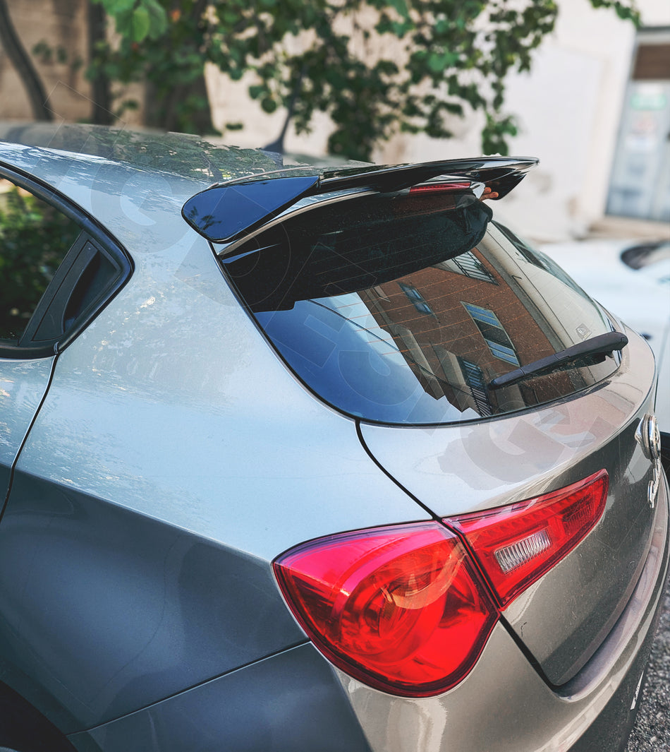 Spoiler Posteriore Tetto Alfa Romeo Giulietta / Mito, Nero Lucido  Vetroresina
