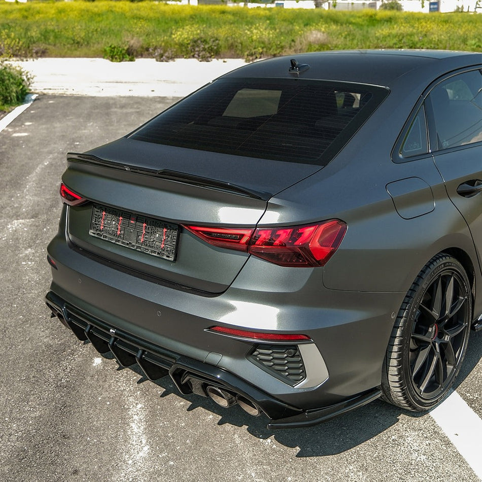 Splitter laterali posteriori compatibili con AUDI S3 / A3 S-Line 8Y (berlina) 20