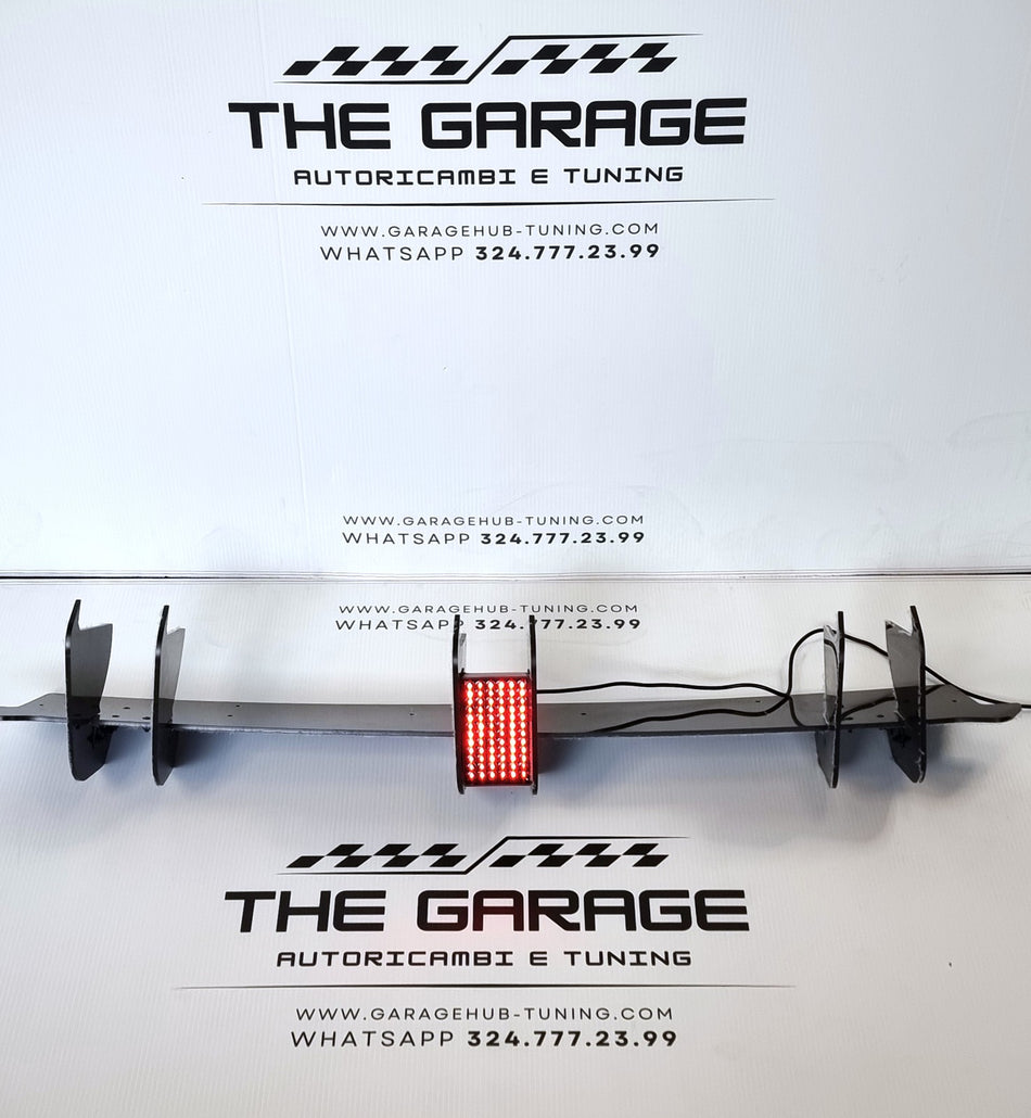 LAME Diffusore EVO X + LED POSTERIORE per VW GOLF 8 per GTI GTD Nero Lucido ABS