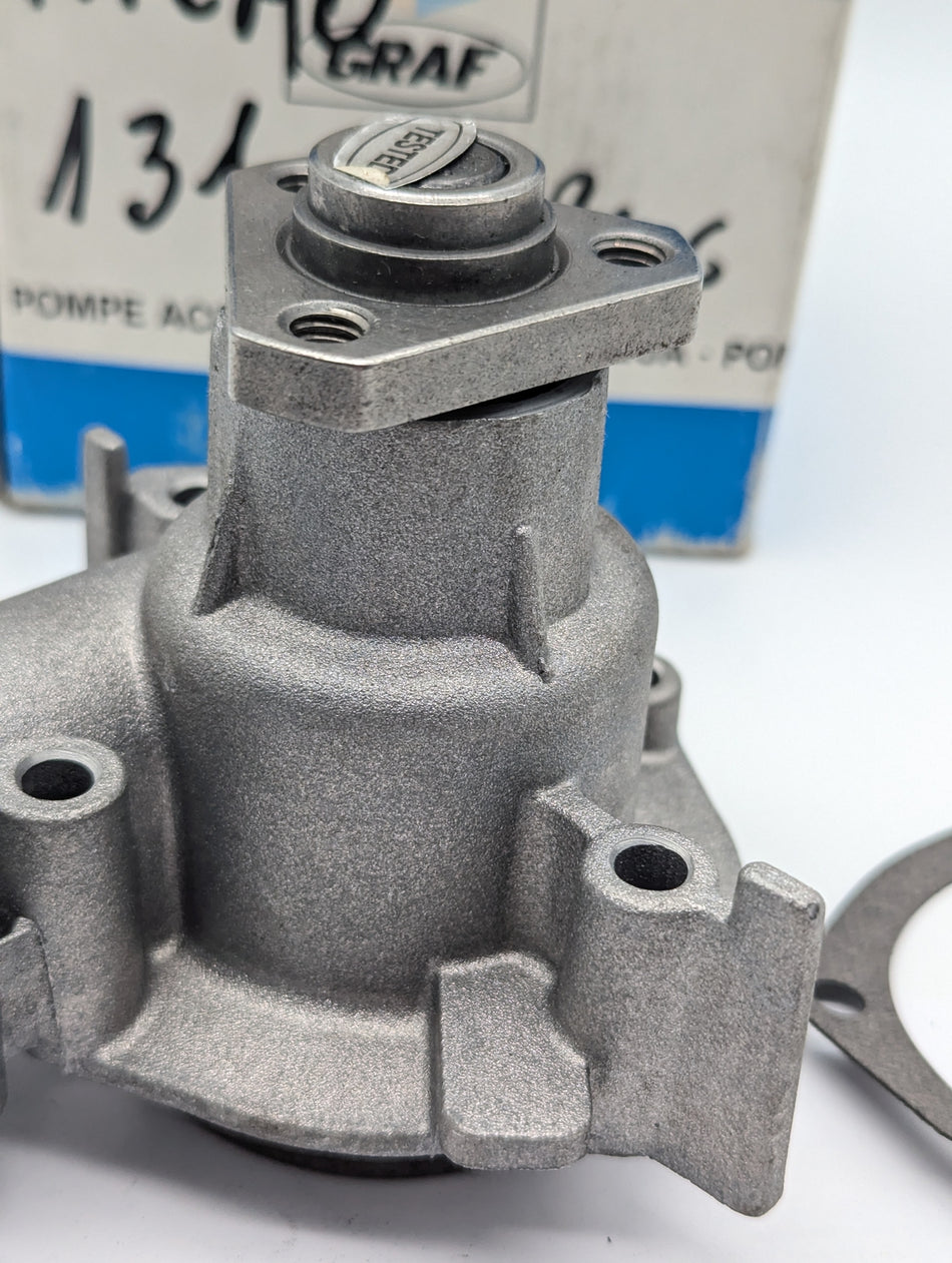 Pompa dell'acqua Graf PA248 Fiat 131 Mirafiori CL 14-1.6. Fiat Campagnola M56