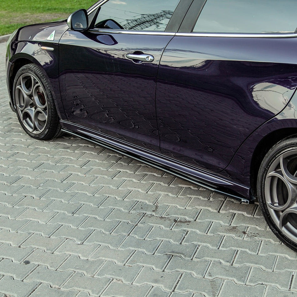 Minigonne laterali compatibili con ALFA ROMEO Giulietta Sport 2010-2020