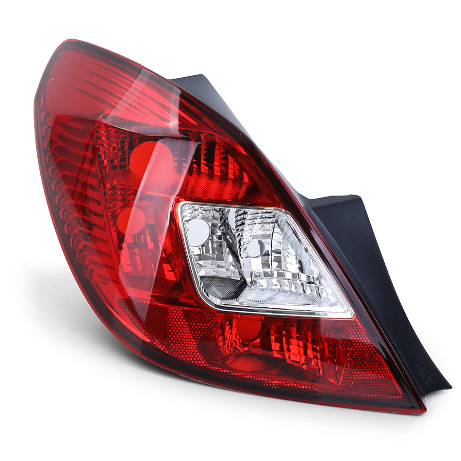 Fanali Posteriori Sinistro TYC per Opel Corsa D (2006-2023) 5 Porte Originali