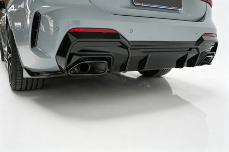 Diffusore Posteriore Nero Lucido Compatibile con BMW Serie 4 G22 (2020-2026)
