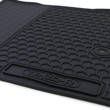 Tappetini Gomma Neri Premium Set per Mitsubishi Pajero 4 (2007-2022)