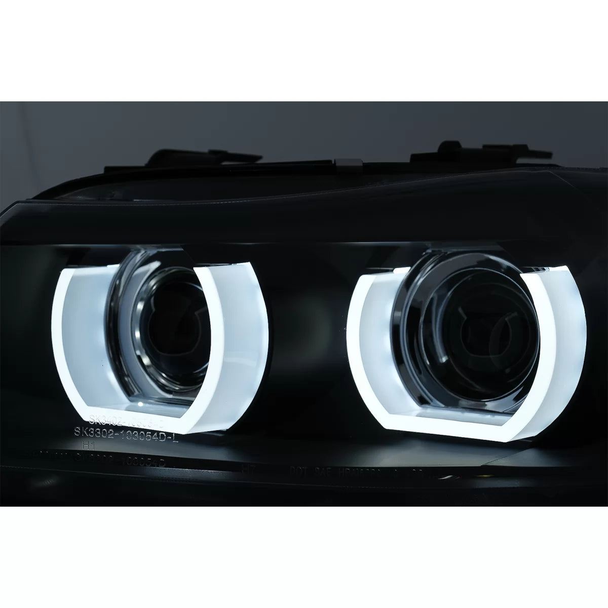 Fari LED Angel Eyes 3D Luci Diurne BMW Serie 3 E90 LCI 2008-2011 LHD