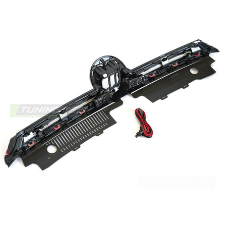 Griglia Con LED Sport Nero Lucido Con Linea Rossa per Volkswagen Golf VIII 19-24