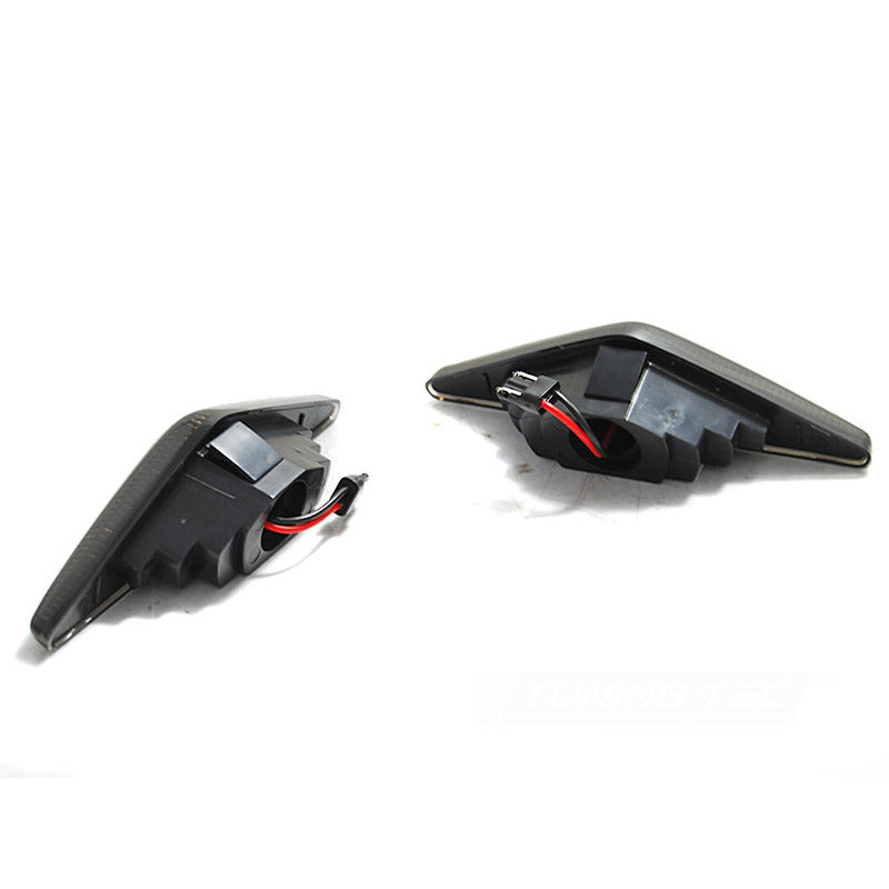 Laterale Direzionale Fumè LED Sequenziale per Ford Focus MK1