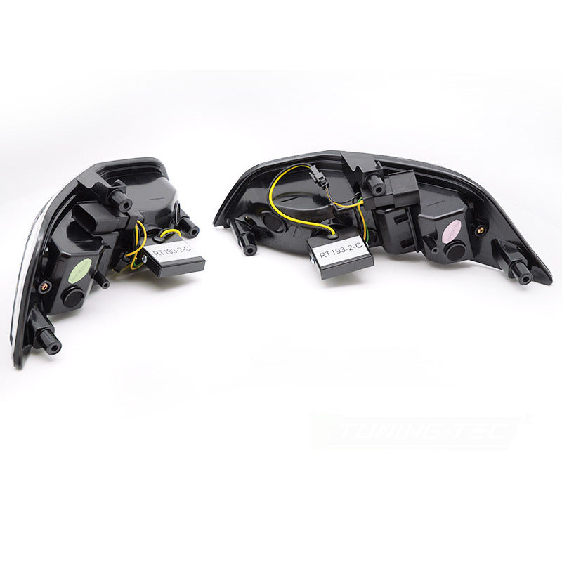 Frecce Anteriori LED Dinamiche Nere per Ford Mustang (2015-2017)