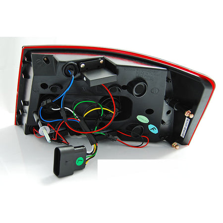 LED Fanali Posteriori Rosso Bianco per Audi A6 C6 Berlina (04.04-08) 6PIN
