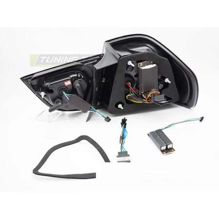 LED Bar Fanali Posteriori Rosso Fumé Sequenziali per BMW E90 (2009-2011)
