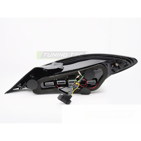 LED Fanali Posteriori Sequenziali Nero Rosso per Mercedes-Benz CLA C117 (13-16)