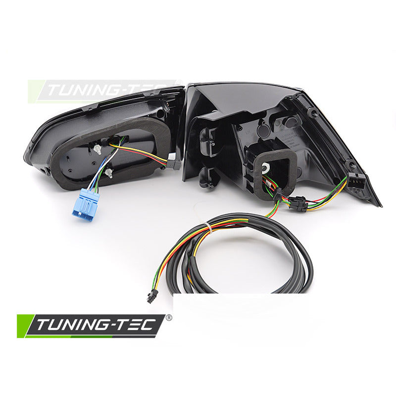 LED Fanali Posteriori Nero Sequenziali per Volkswagen Golf 7 (anni 2017-2019)