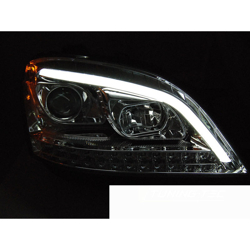 Fari Tubo Luce Cromo Sequenziale per Mercedes W164 ML (2005-2007)