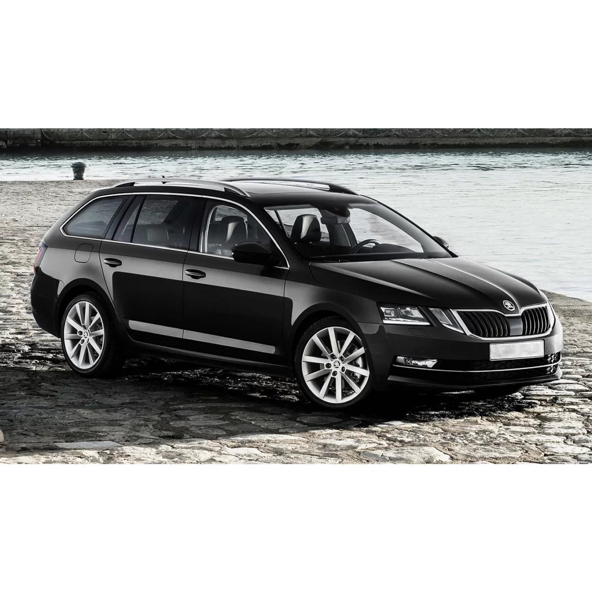 Paraurti Posteriore Protezione Nero Lucido per Skoda Octavia Combi 2016-2019