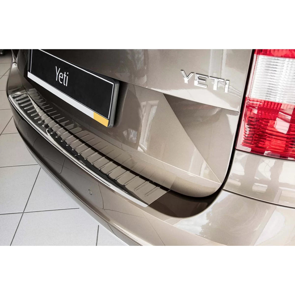 Paraurti Posteriore Protezione Cromata per Skoda Yeti City dal 2013