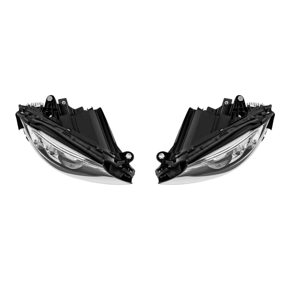 Fari LED Anteriore Sinistro e Destro con Base Cromata per Mercedes Classe C