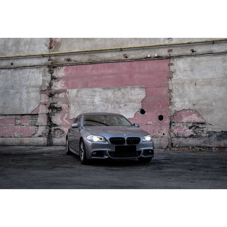 Paraurti Anteriore M-technik Senza Fendinebbia per BMW Serie 5 F10 F11 2011-2014
