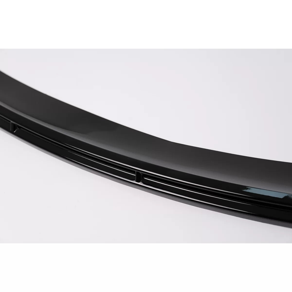 Spoiler Paraurti Anteriore Nero Lucido per Tesla Model Y dal 2020