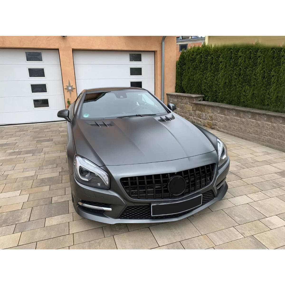 Griglia Anteriore Nera Gt-r Panamericana con Sensori PDC per Mercedes SL R231