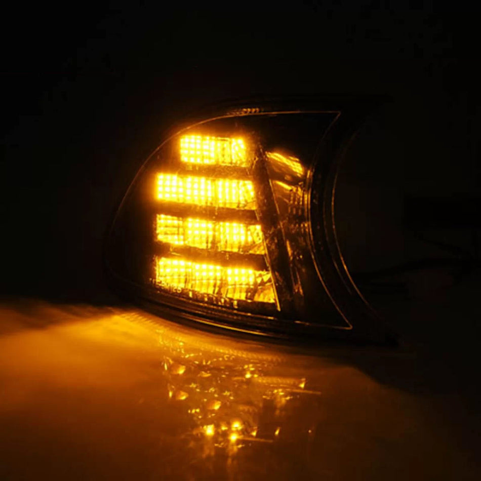 Frecce Anteriori Nere LED 2 Pezzi per BMW Serie 3 E46 Coupe Cabrio 99-01