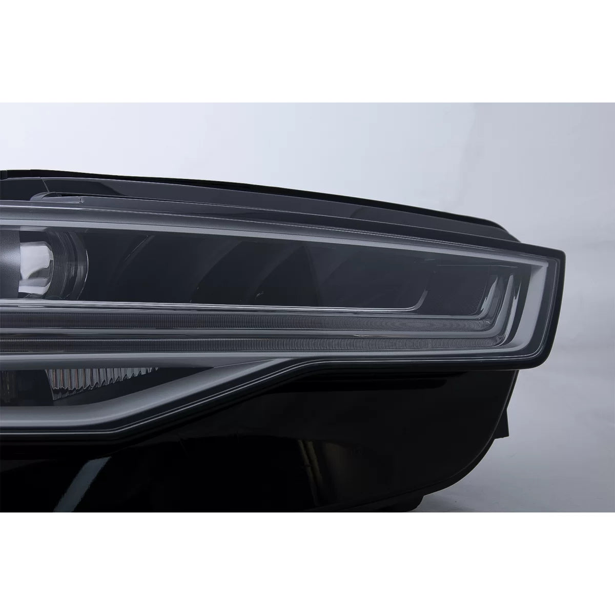 Fari Full LED Anteriori con Frecce Dinamiche per Audi A6 4G C7 2011-2018