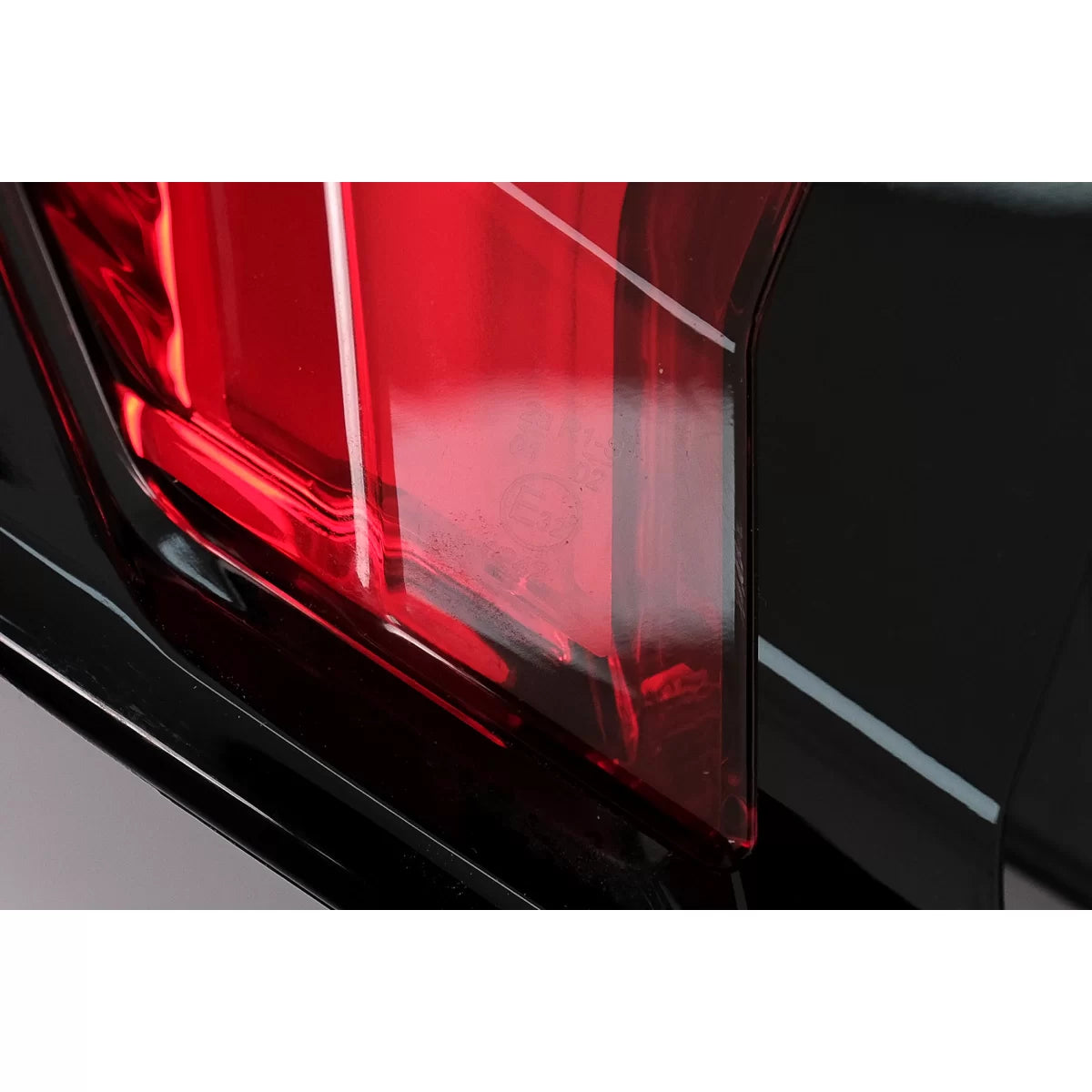 Fanali Posteriori LED Rossi con Frecce Dinamiche per Ford Mustang Vi S550