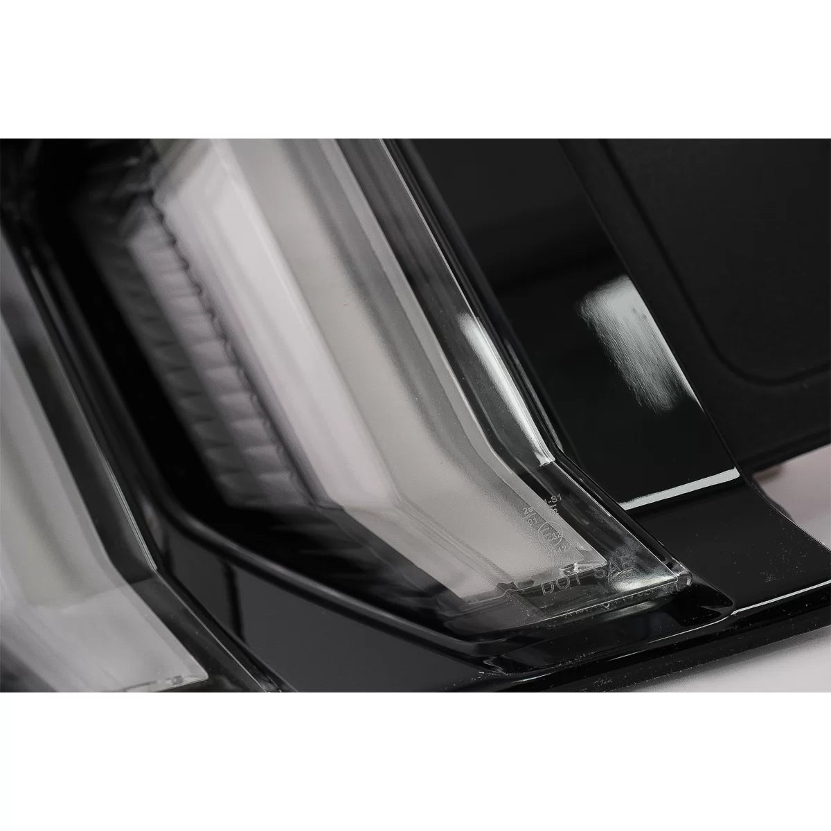Fanali Posteriori LED Full Fumé con Frecce Dinamiche Ford Mustang Vi S550