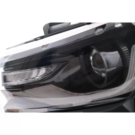 Fari LED con Luci Diurne e Frecce Dinamiche Anteriori per Chevrolet Camaro MK5