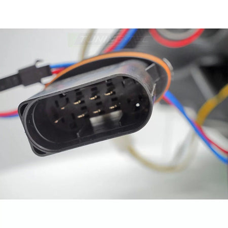 Fari LED Anteriori Sinistro e Destro Base Nera per Mercedes Classe C W205