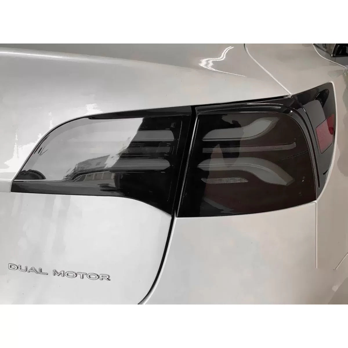 Fanali Posteriori LED con Base Fumé per Tesla Model 3 dal 2017 Dx e Sx