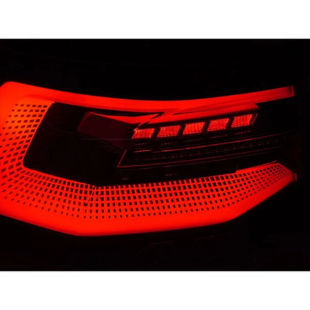 Fanali Posteriori LED Rosso Set Dx e Sx per Volkswagen Golf 8 2019-2024 Berlina