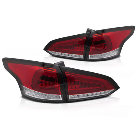 Fanali Posteriori LED Rossi Bianchi Sequenziali per Ford Focus MK3 Sw 11-18