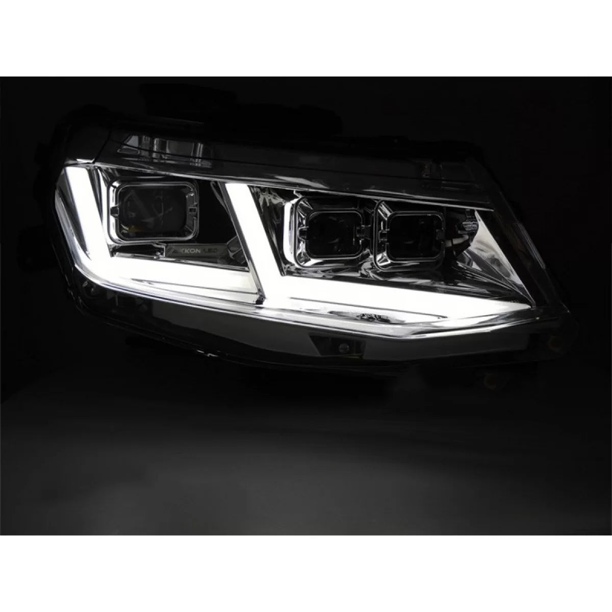 Fari Anteriori LED con Indicatori Dinamici Cromati per Chevrolet Camaro