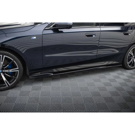Additivi Versione 1 Paraurti Anteriore Neri per BMW Serie 5 G60 M Pack dal 2023