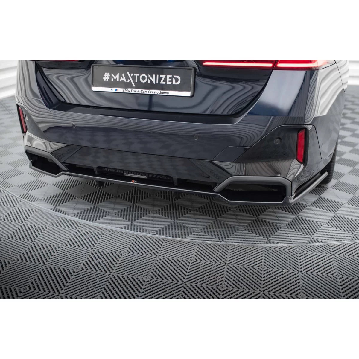Spoiler Posteriore Versione 1 per BMW Serie 5 G60 dal 2023 Nero Lucido
