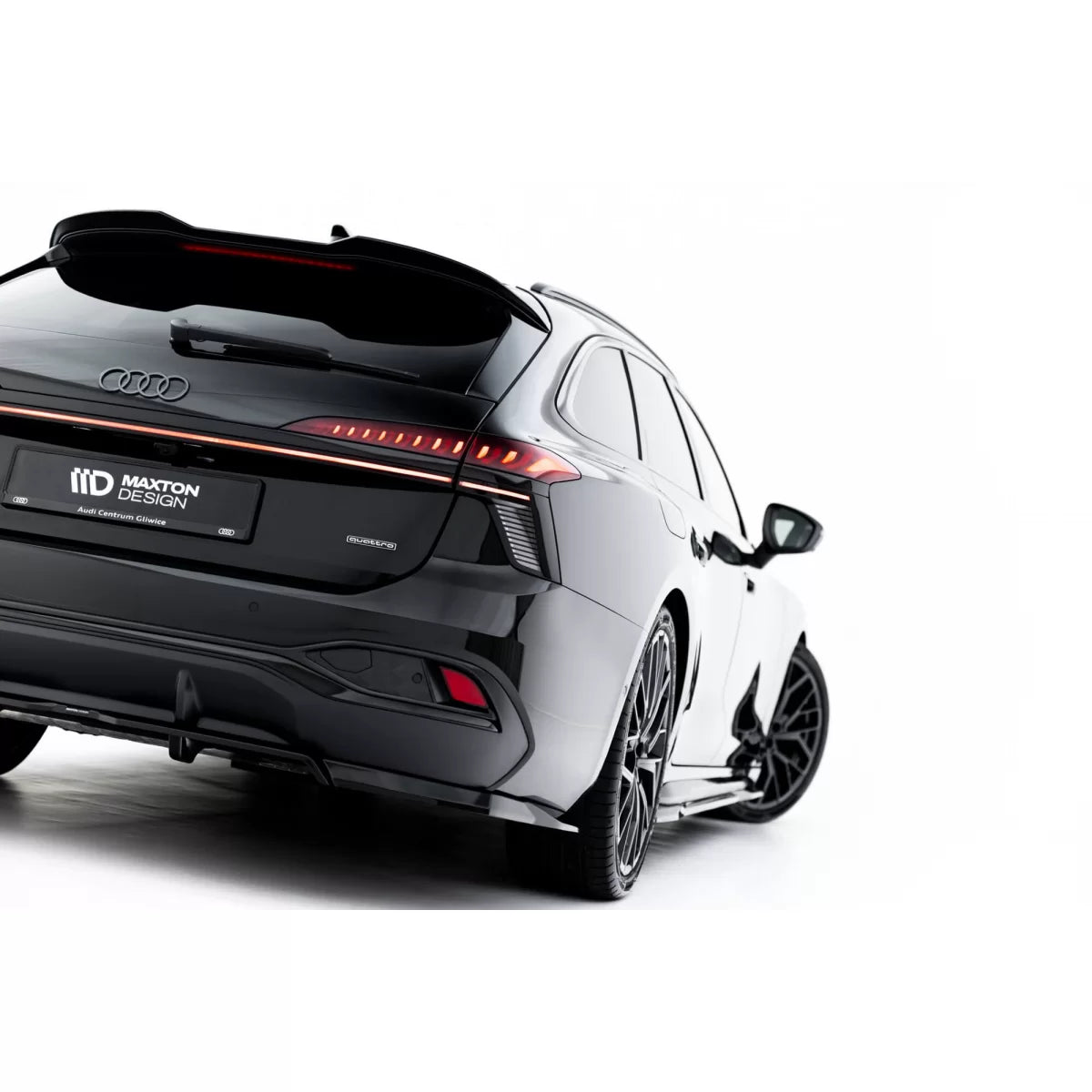 Spoiler Posteriore S-line Versione 1 per Audi A6 C9 Avant dal 2025 Nero Lucido