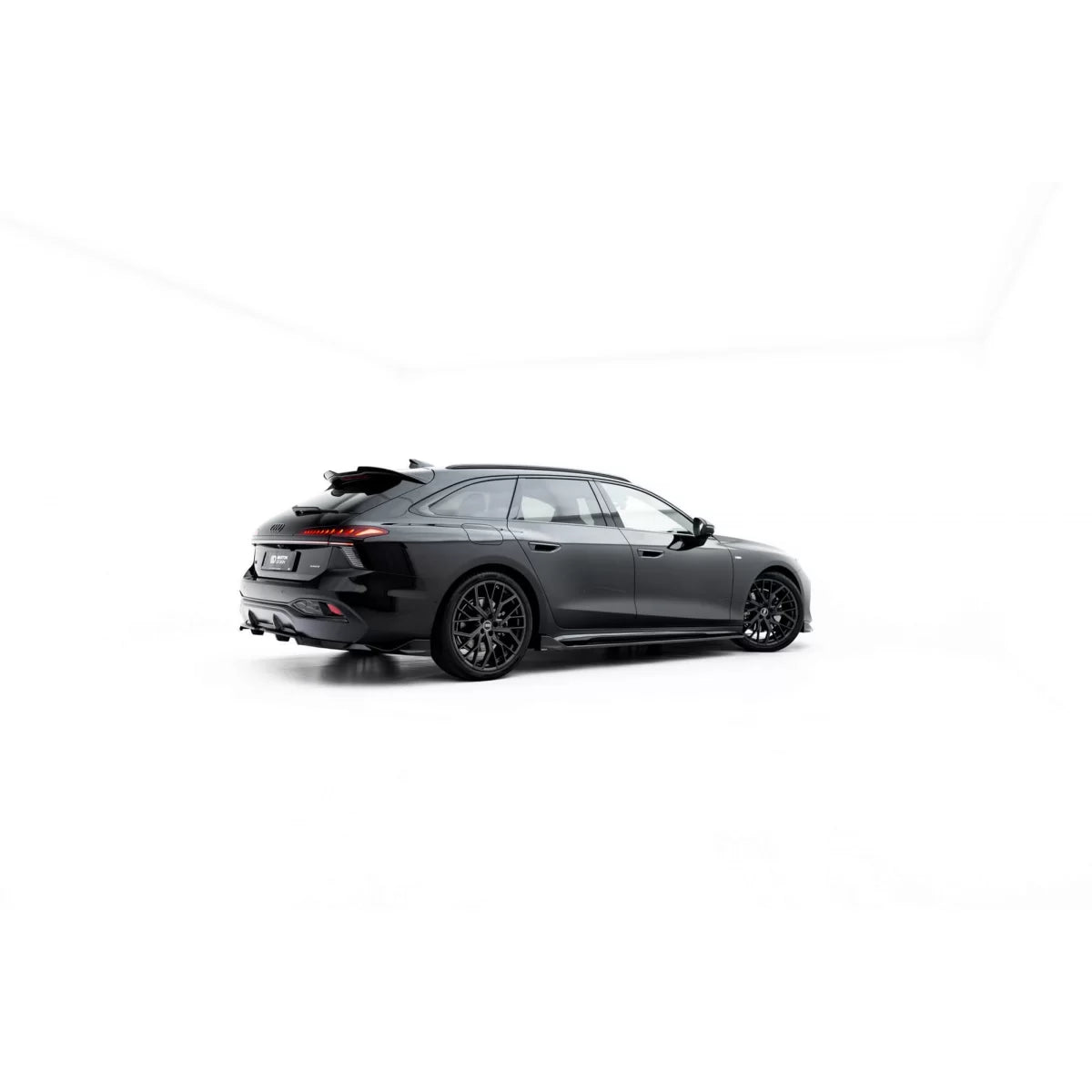 Additivi Versione 2 per Minigonne Laterali S-line Audi A6 C9 dal 2025 Nero