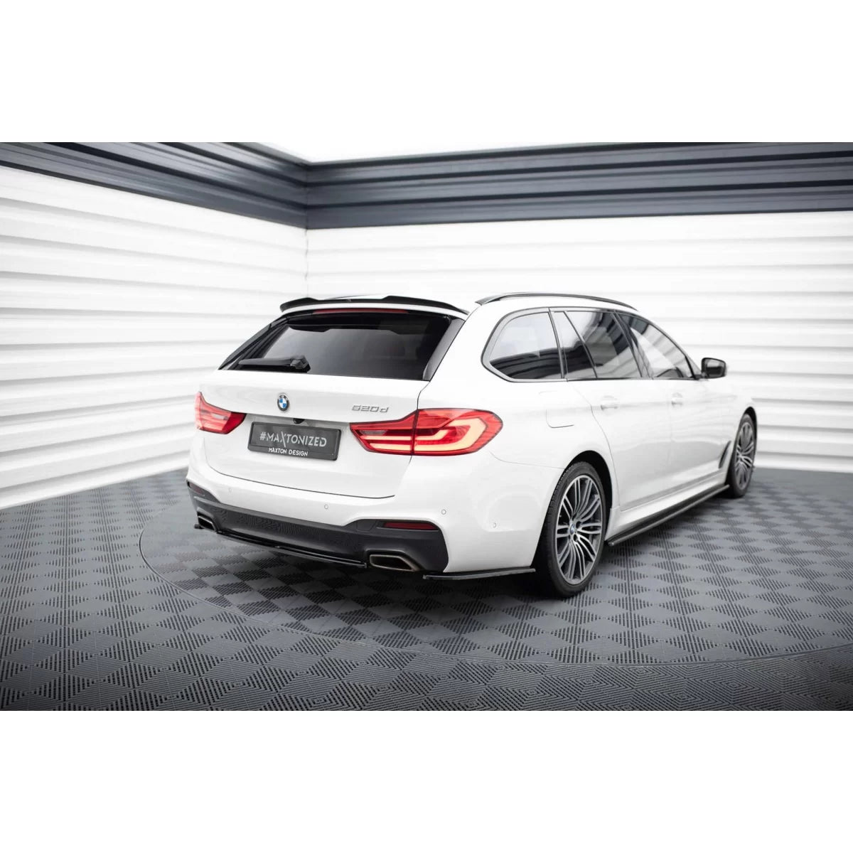 Spoiler Posteriore Versione 2 Nero Lucido per BMW Serie 5 G31 dal 2017