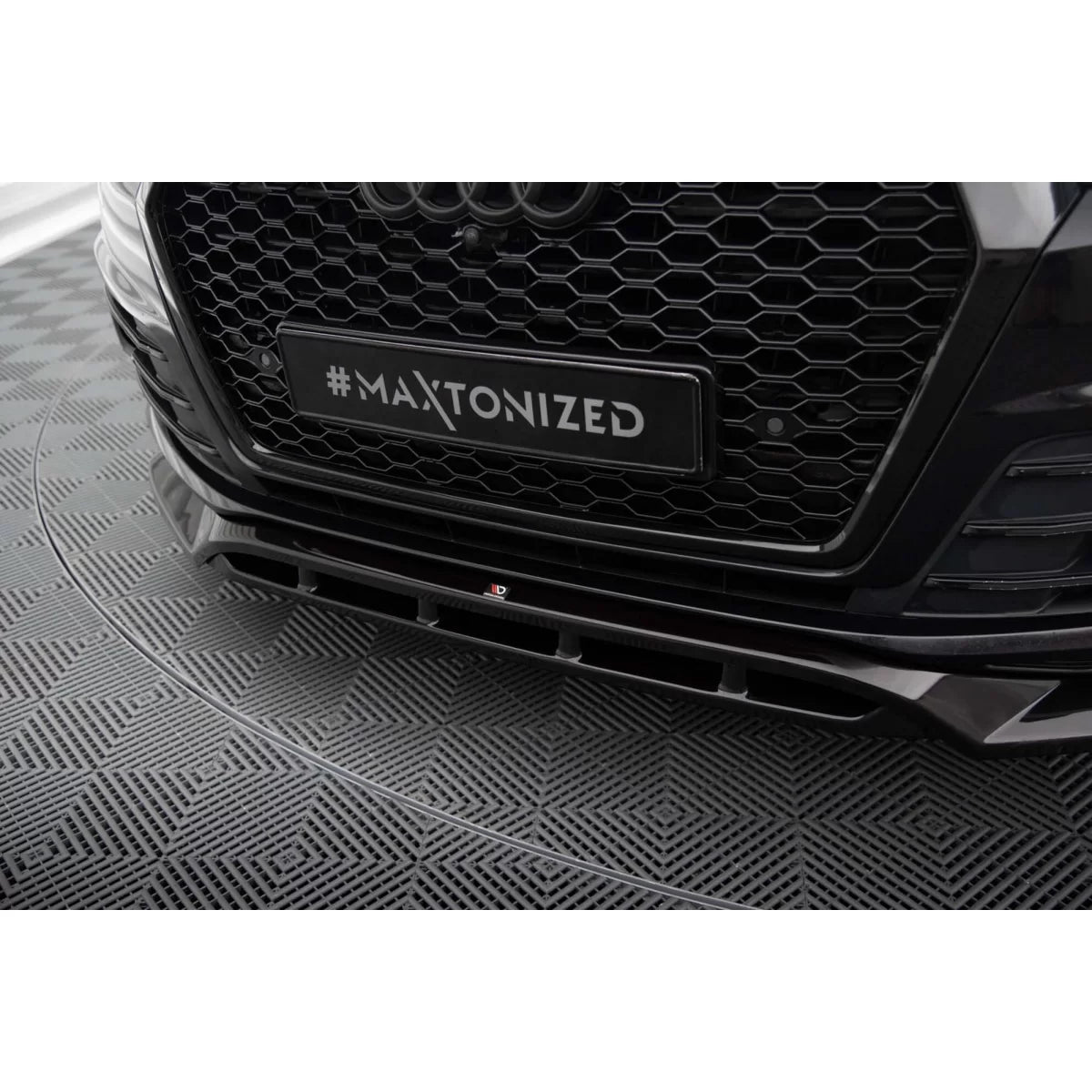 Spoiler Anteriore Ver. 2 Nero Lucido per Audi Q7 2016-2019 S-line
