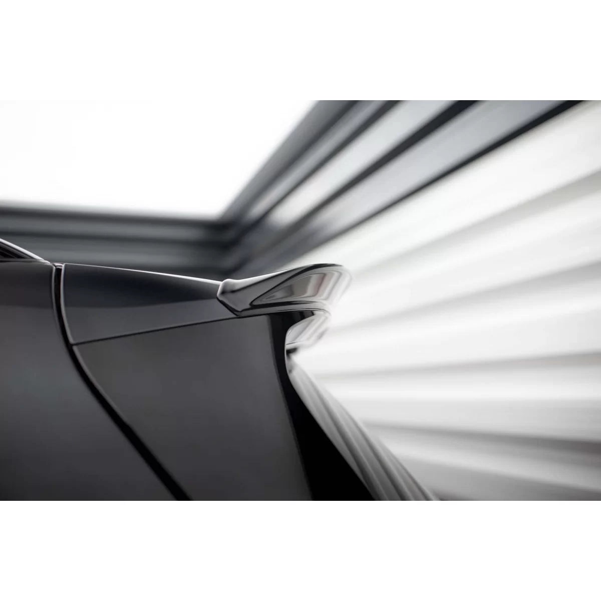 Spoiler Posteriore Nero Lucido per BMW X7 G07 M Package dal 2022
