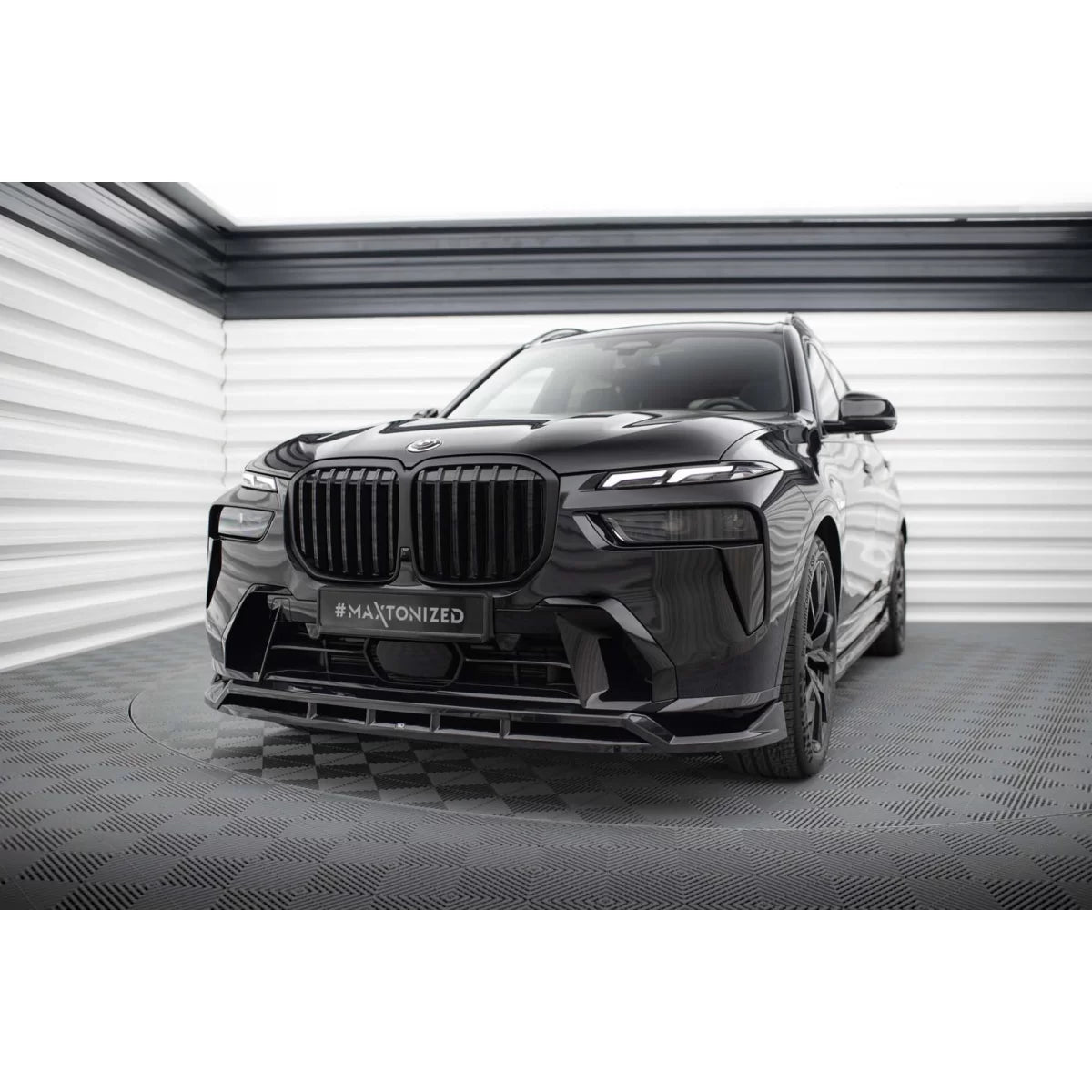 Spoiler Anteriore Paraurti Nero Lucido per BMW X7 G07 M Package dal 2022