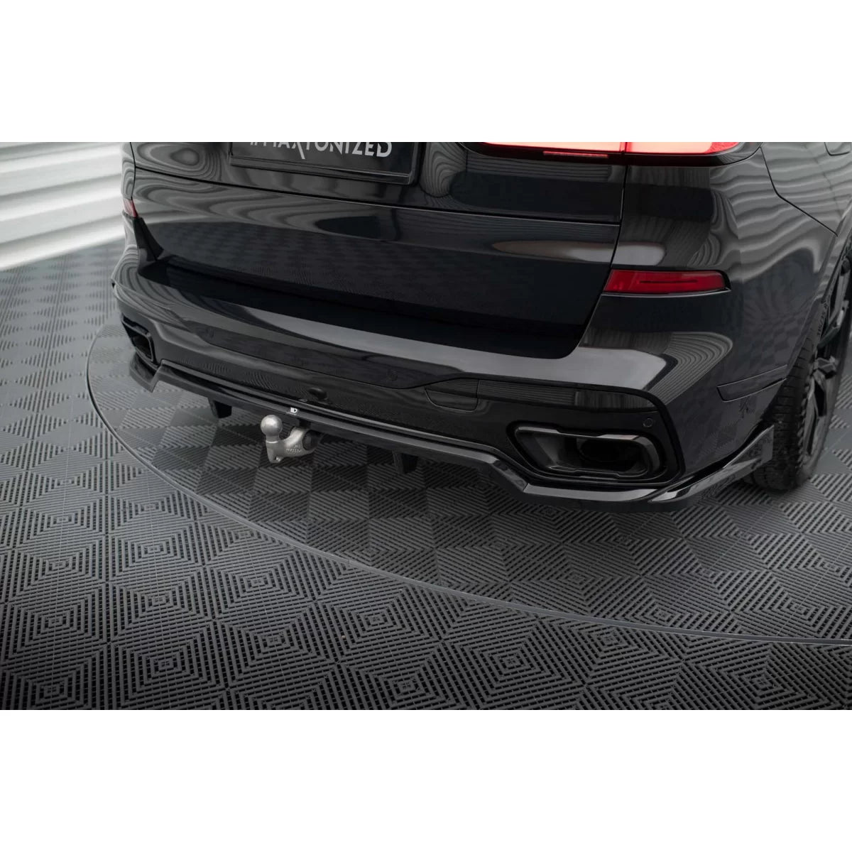 Spoiler Posteriore per BMW X7 G07 M Package dal 2022 Nero Lucido