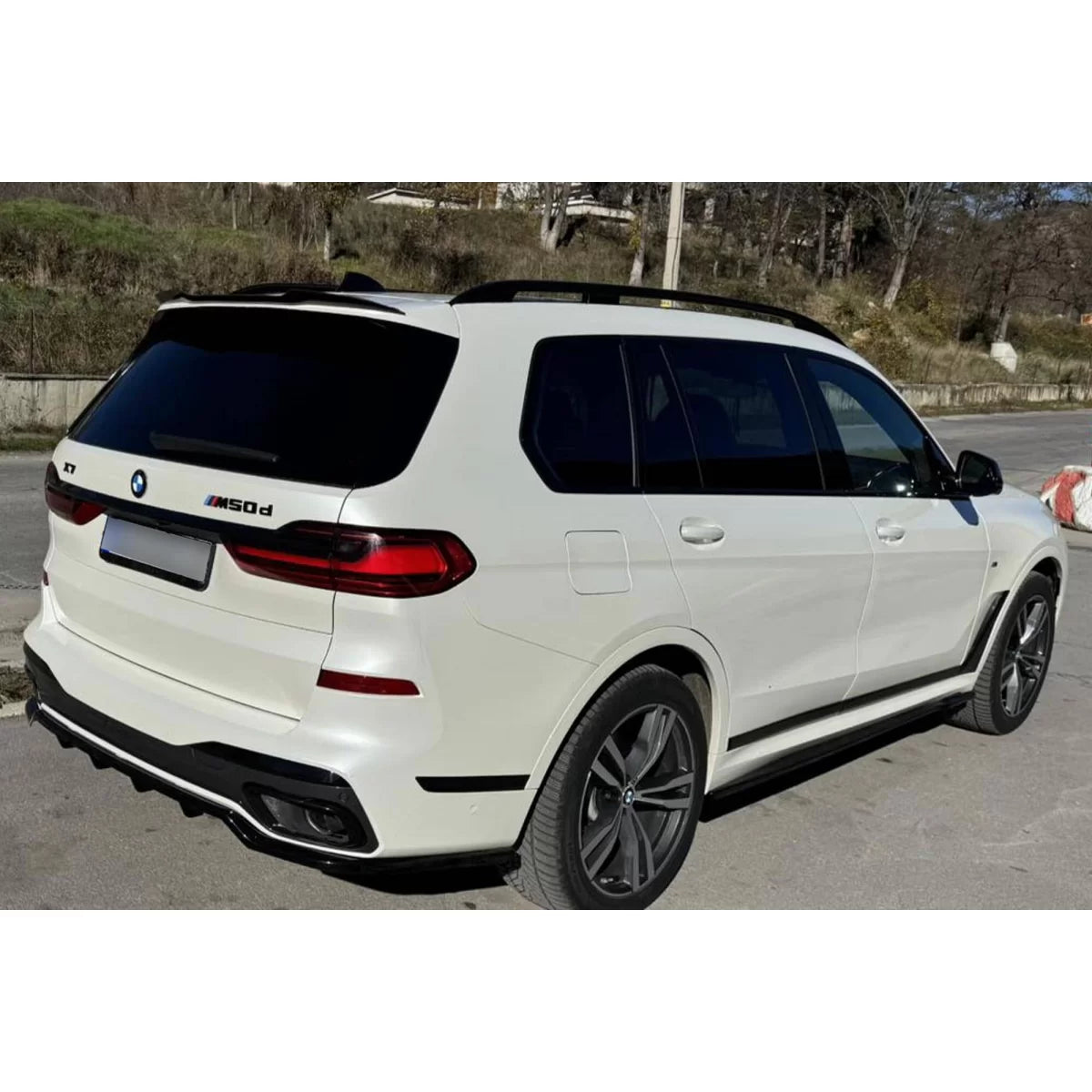 Spoiler Posteriore Nero Lucido per BMW X7 G07 dal 2018
