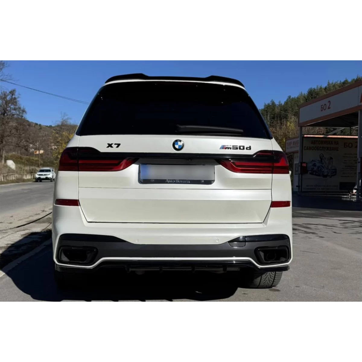 Spoiler Posteriore Nero Lucido per BMW X7 G07 dal 2018