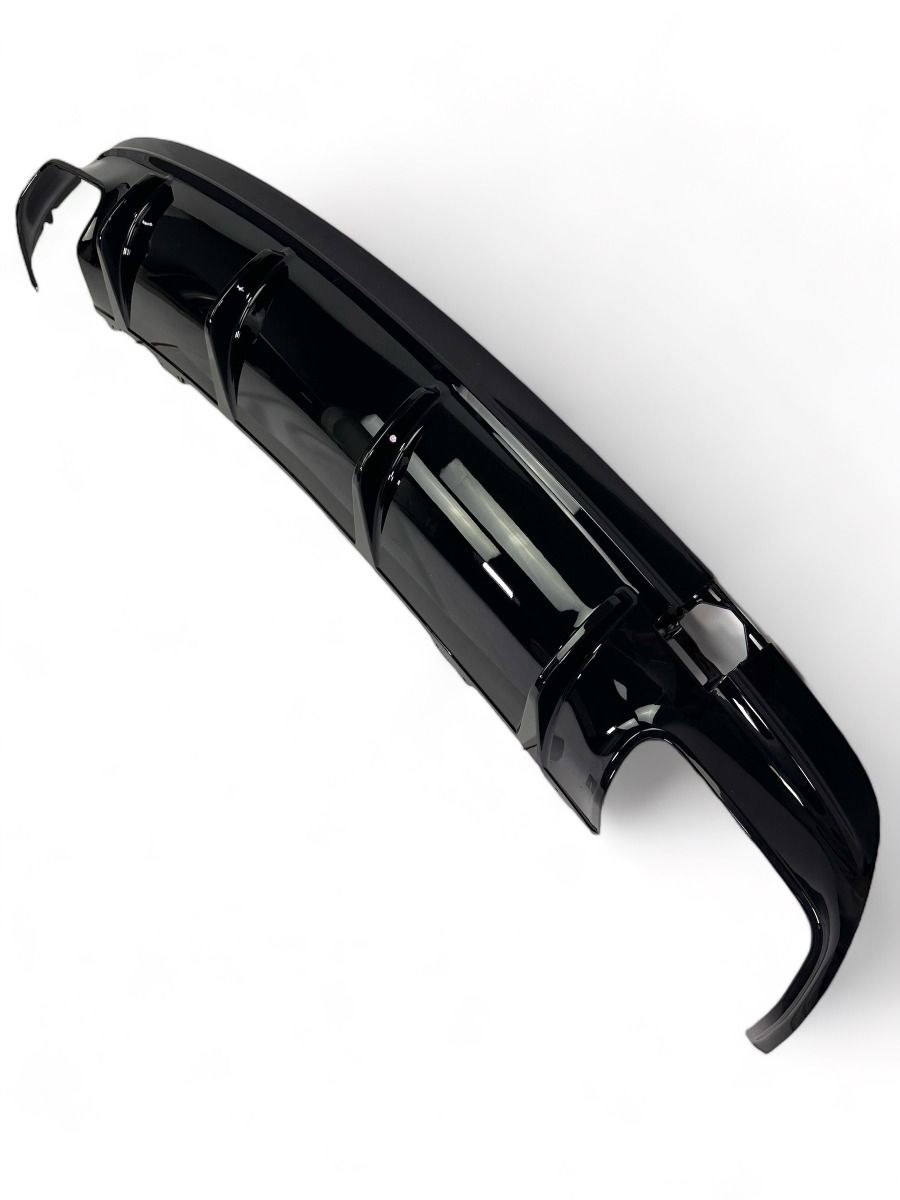 Diffusore Posteriore con Terminali Scarico Cromato per Mercedes CLA-Kasse C117