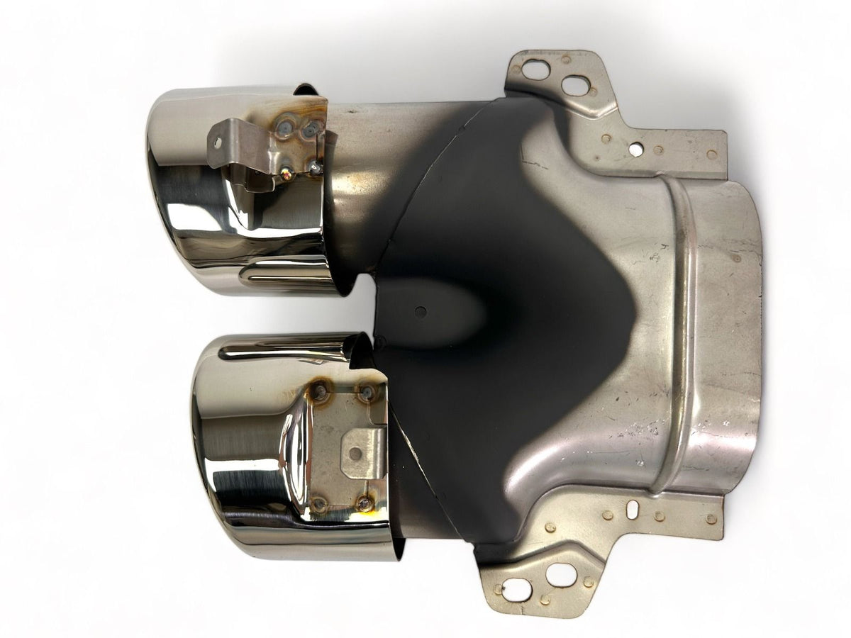 Diffusore Posteriore con Terminali Scarico Cromato per Mercedes C205 A205
