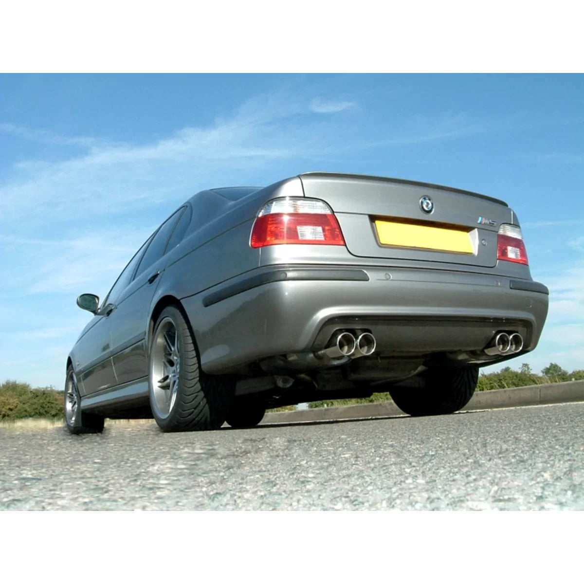 Paraurti Posteriore Doppia Uscita Design M5 per BMW Serie 5 E39 1995-2003