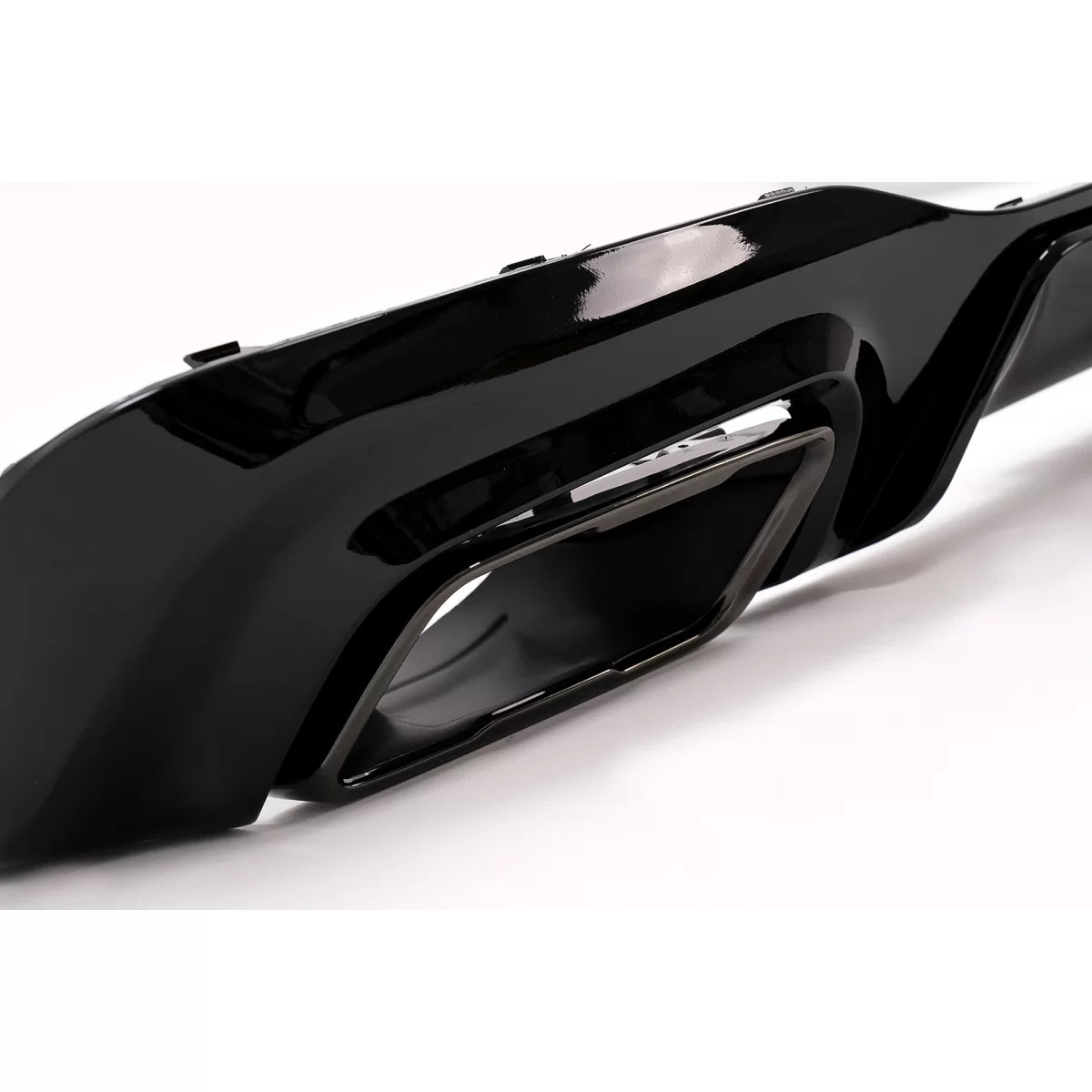 Paraurti Posteriore con Diffusore e Terminali Neri per BMW Serie 2 F44 2020-up