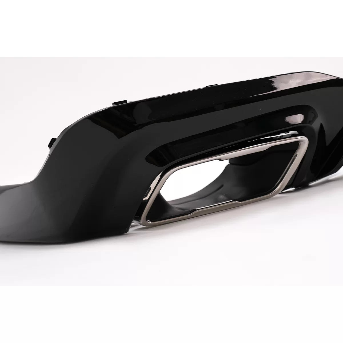 Paraurti Posteriore con Diffusore e Terminali Cromati per BMW Serie 2 F44