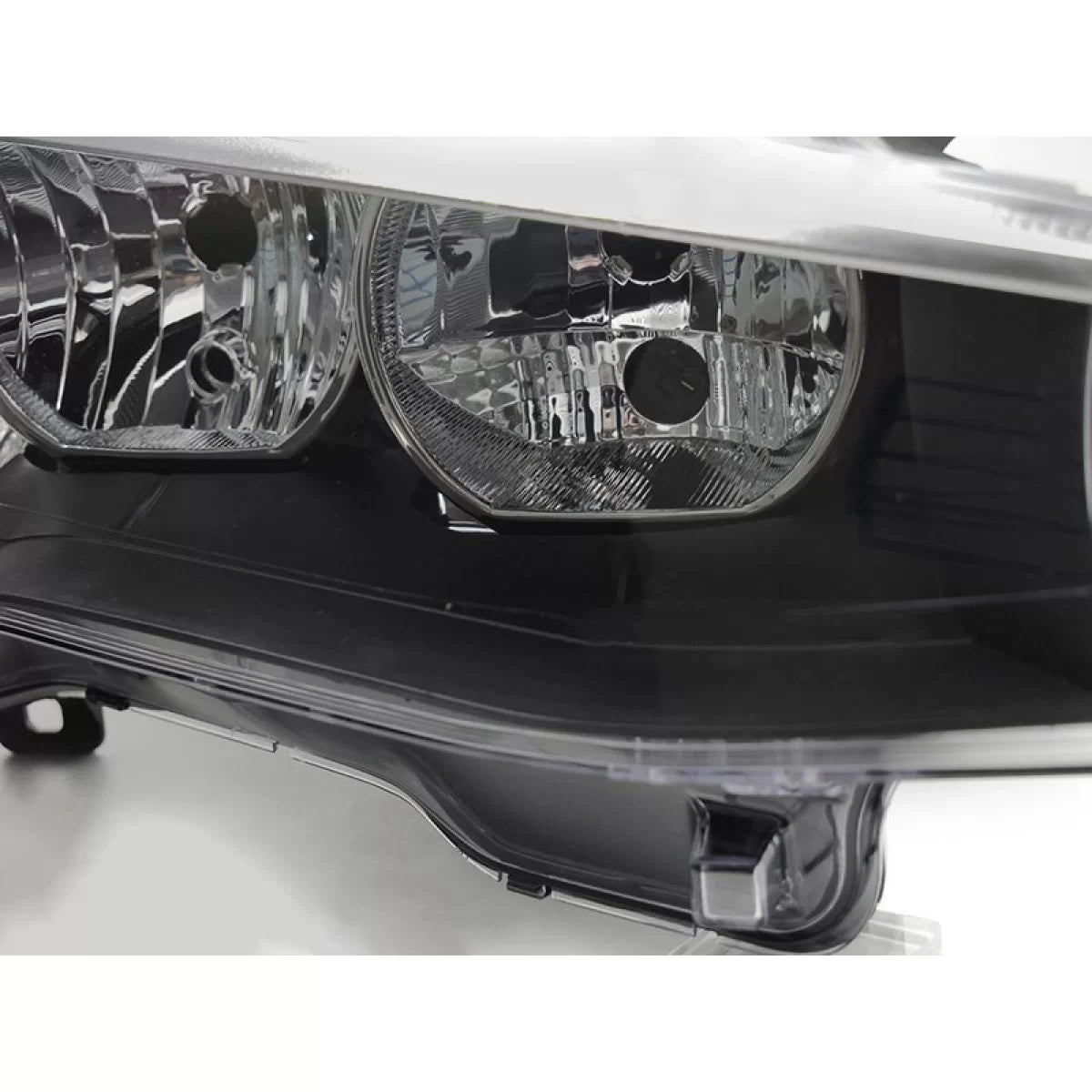 Faro Riflettore Destro Anteriore con Base Nera per BMW X3 F25 LCI 2014-2017